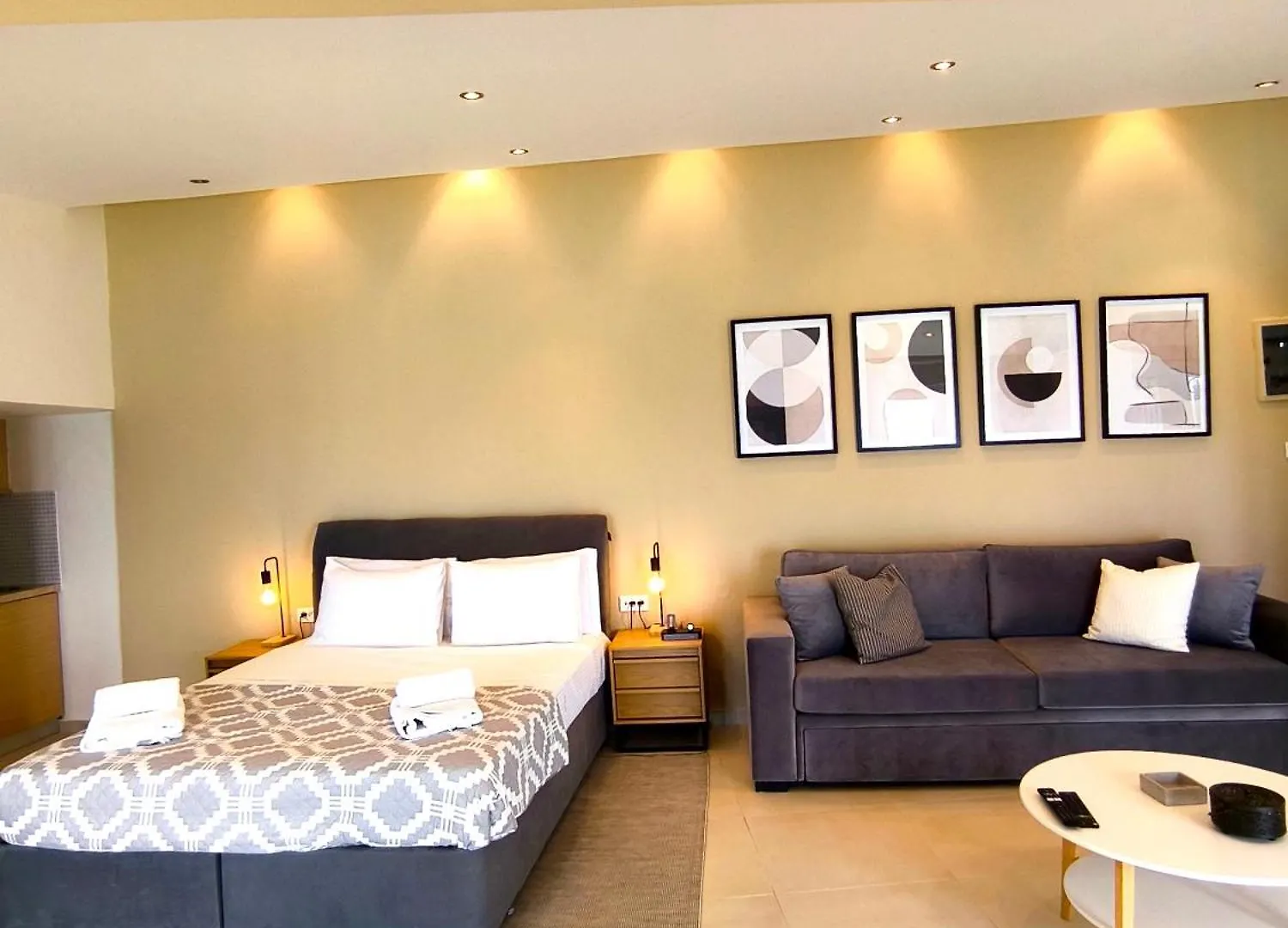 Infinity Beach House By Klv Argostoli  Holiday home Argostoli (Kefalonia)